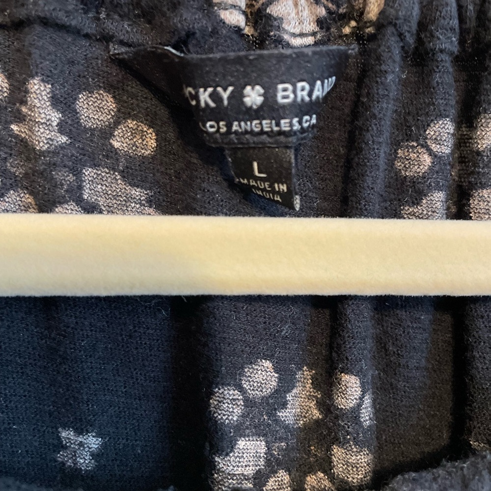 Lucky Brand - Picture 3 of 4